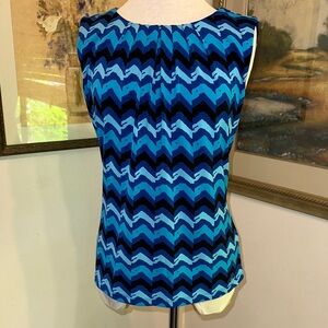 Calvin Klein Blue Chevron Pleated Neck Sleeveless Top Large